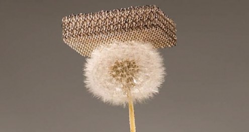 _boeing-microlattic the lighter&resistantmetalintheworld