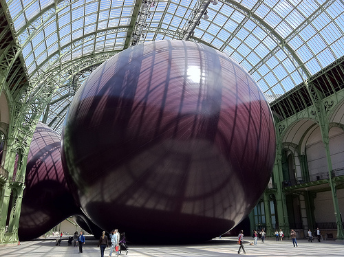 Anish Kapoor Leviathan gat Grand Palais
